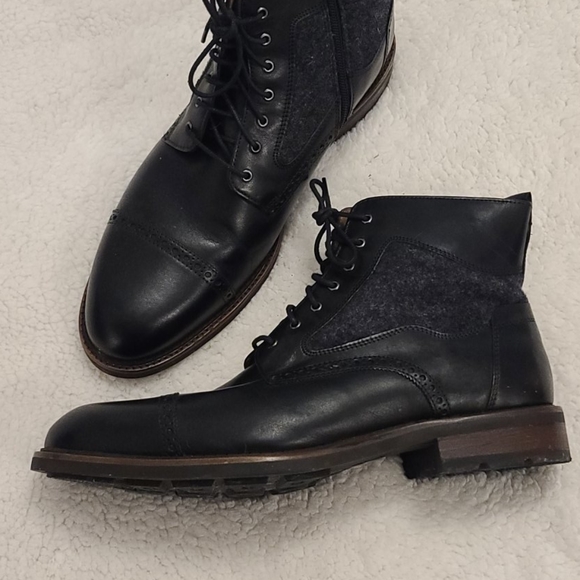 Johnston & Murphy Inside Zip Boots - Picture 2 of 4